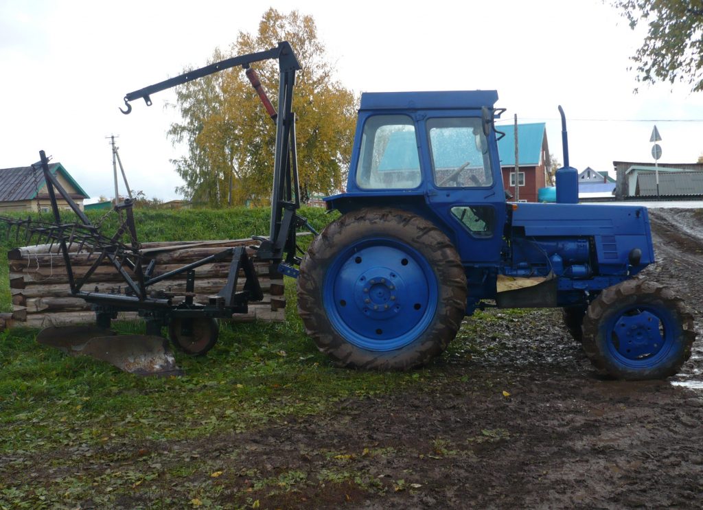 Права на трактор в Азнакаеве